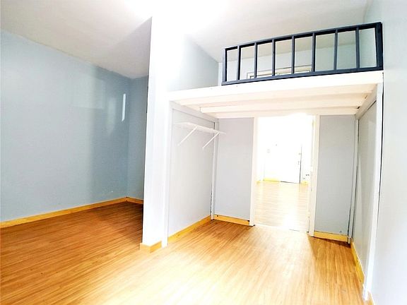 3rd image of 309 Scholes St #103A