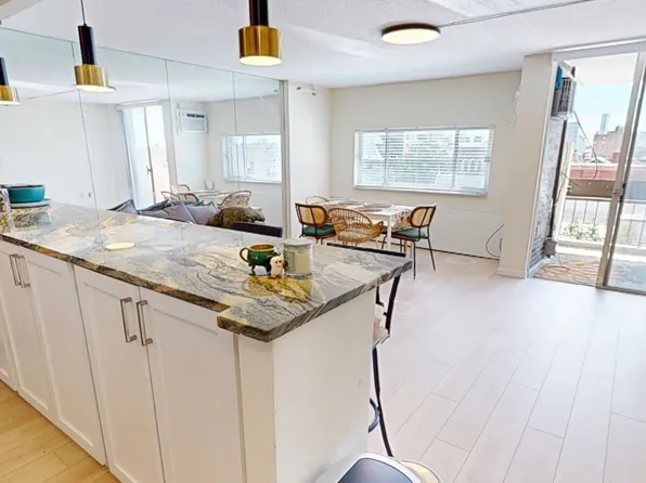 899 Massachusetts Ave #5, Cambridge, MA 02139