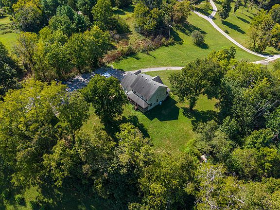 4th image of 1787 Barnes Mill Rd