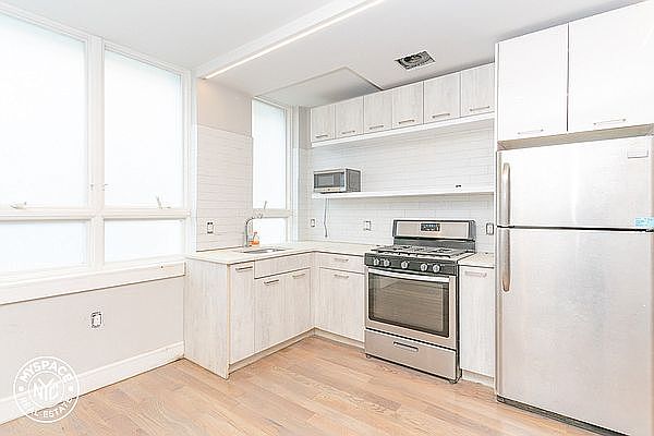 1st image of 185 Clifton Pl #2C