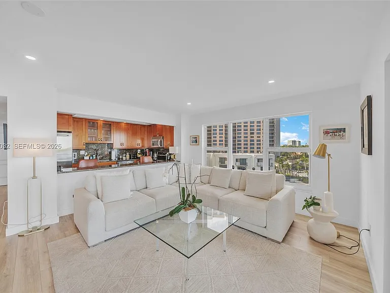 11111 Biscayne Blvd #5A — Photo 15