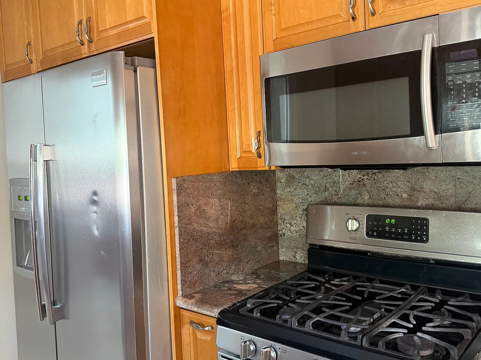 3 bed, 1278 sqft, $5,500 — Photo 3