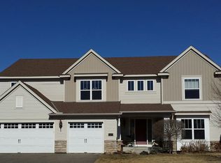 3671 Whitetail Dr, Shakopee, MN 55379