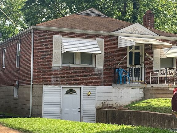 3rd image of 2508 McLaran Ave