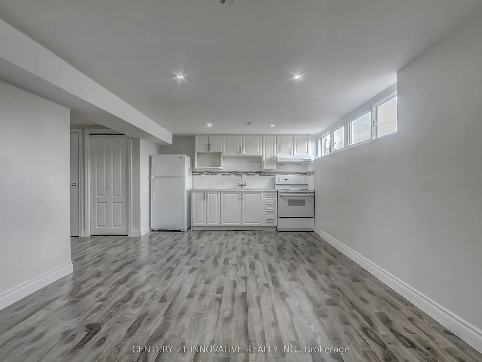 2 bed, $1,900 — Photo 3