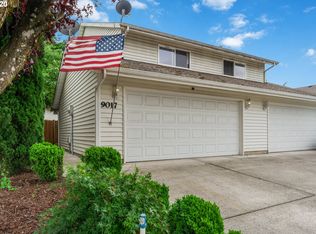 9017 NE Lewis Dr, Vancouver, WA 98662