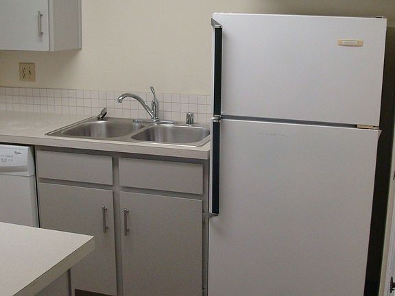 3rd image of 14608 NE Coast Pine Ct APT A