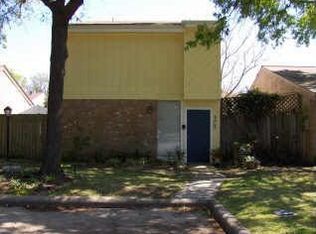 4805 Pebble Brook St, Baytown, TX 77521