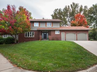 109 Yale Cir, Manhattan, KS 66503