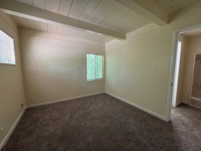 6542 Leesburg Pl — Photo 17