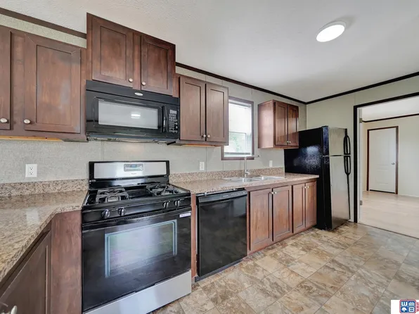 3601 NW Magnolia Ct, Lincoln, NE 68521