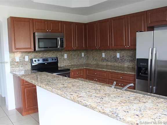2nd image of 803 SW 143rd Ave #1902