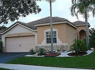 1004 Silktree Ln, Fort Lauderdale, FL 33327