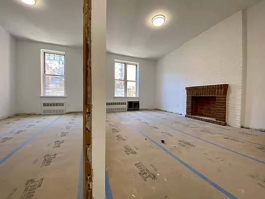 Rented by Bohemia Realty Group | media 7