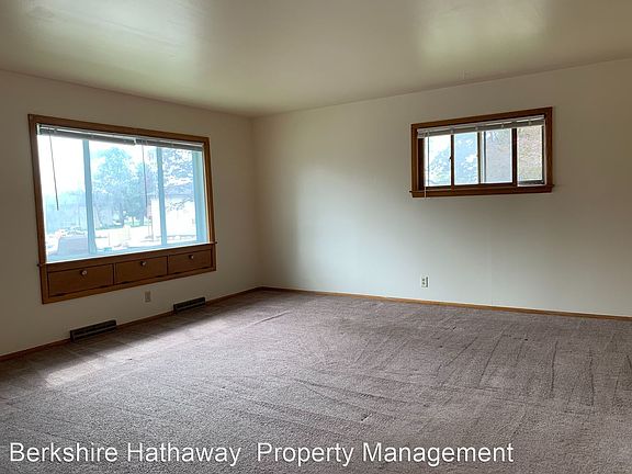 5th image of 5533 N 95th St #7649131