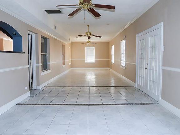 2nd image of 7331 Greenwood Point Dr