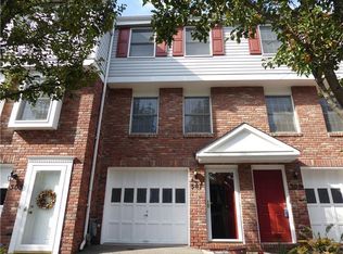 307 Timberidge Dr, Bethel Park, PA