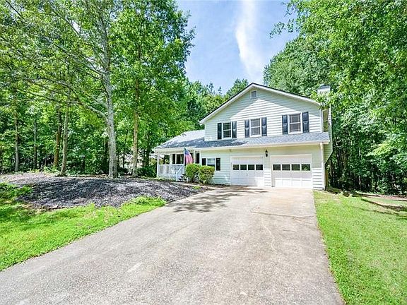 3rd image of 1510 Pine Creek Dr