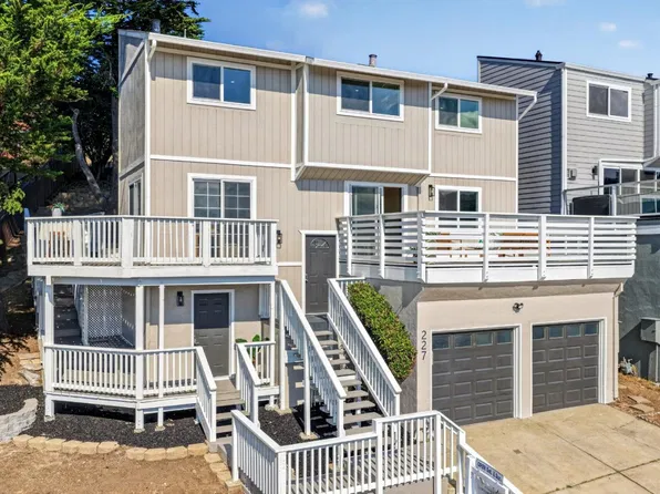 227 Beaumont Blvd, Pacifica, CA 94044
