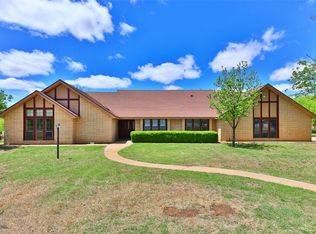 105 N Hilmar St, Weinert, TX 76388