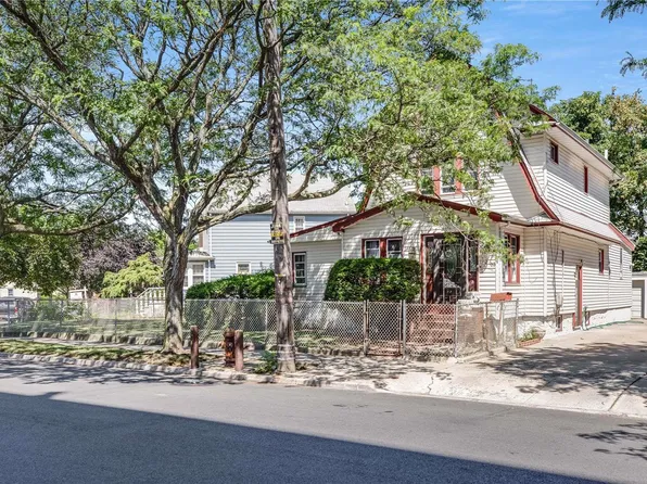 182-03 140 Avenue, Springfield Gardens, NY 11413