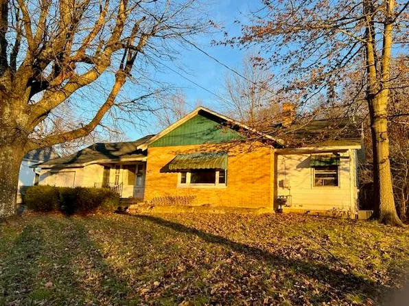 520 Beech St, Falmouth, KY 41040