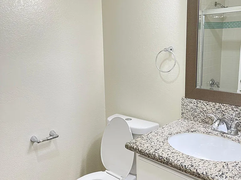 1173 Justin Ave #5 — Photo 6