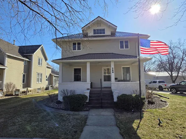 260 N Hayes Ave, Primghar, IA 51245
