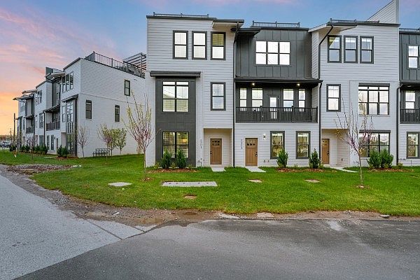 1st image of 5313 California Ave
