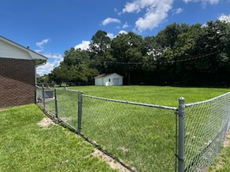 202 N Lakewood Dr — Photo 4