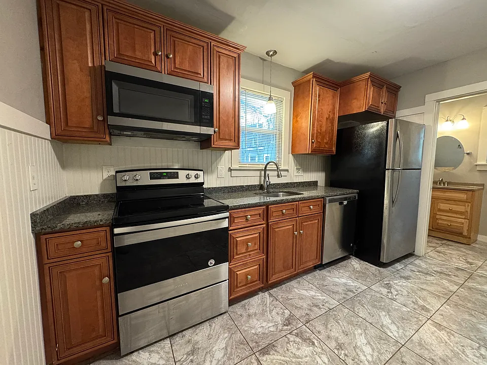 65A Market St #1