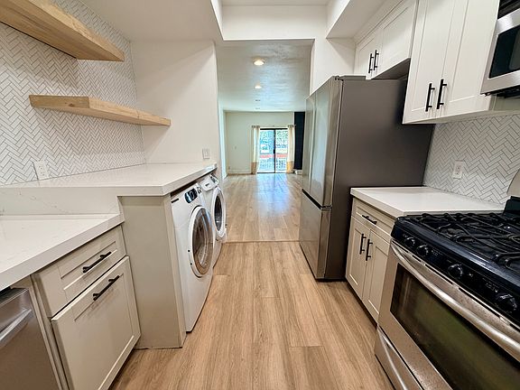 2nd image of 11318 Ohio Ave Unit 4
