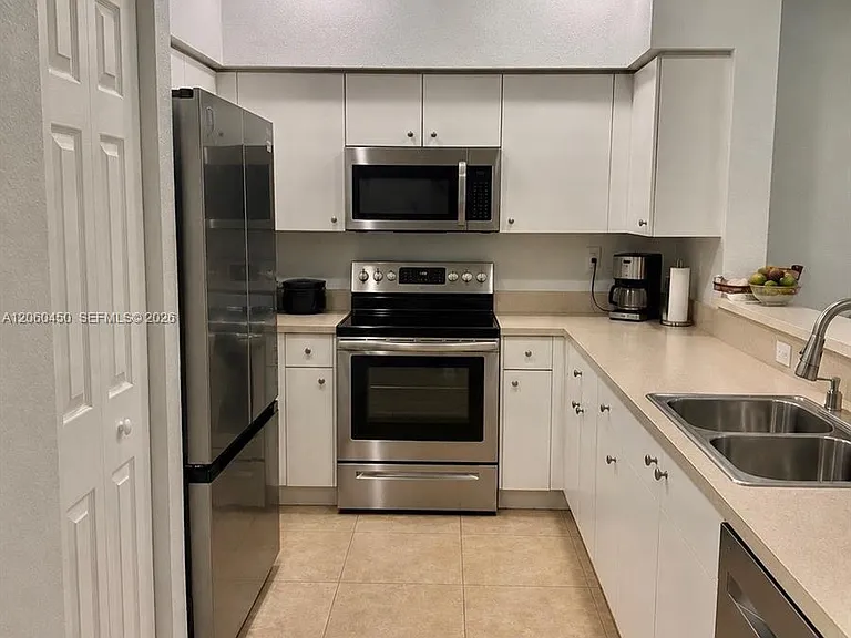 2541 SW 83rd Ter #103 — Photo 6