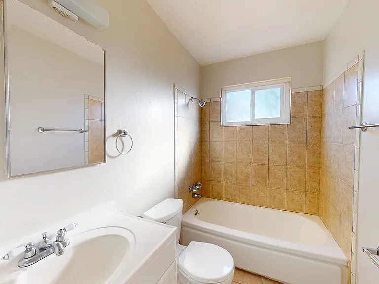 922 Carlson Blvd — Photo 12