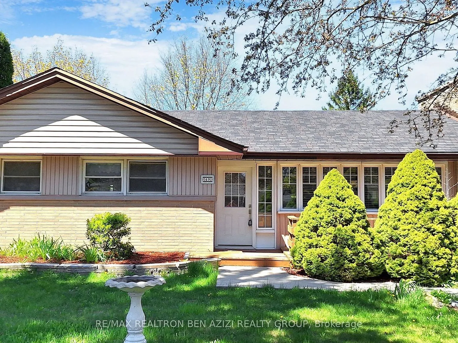 3 bed, $2,500 — Photo 1