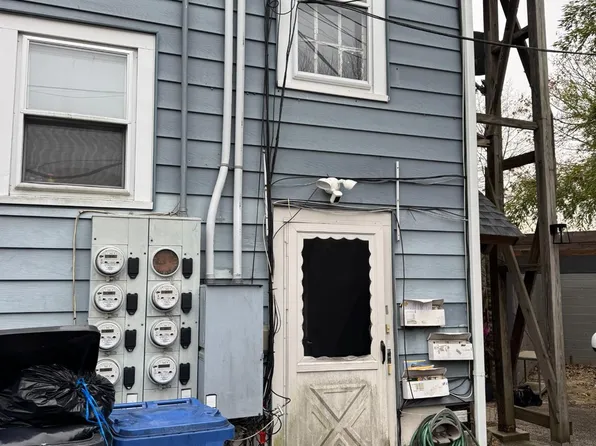 312 N 3rd Ave, Highland Park, NJ 08904