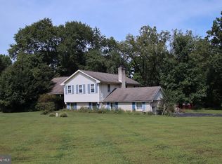 415 Holly Rd, Blue Bell, PA 19422