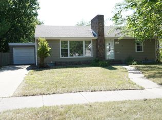 1138 Ohio Ave SW, Huron, SD 57350