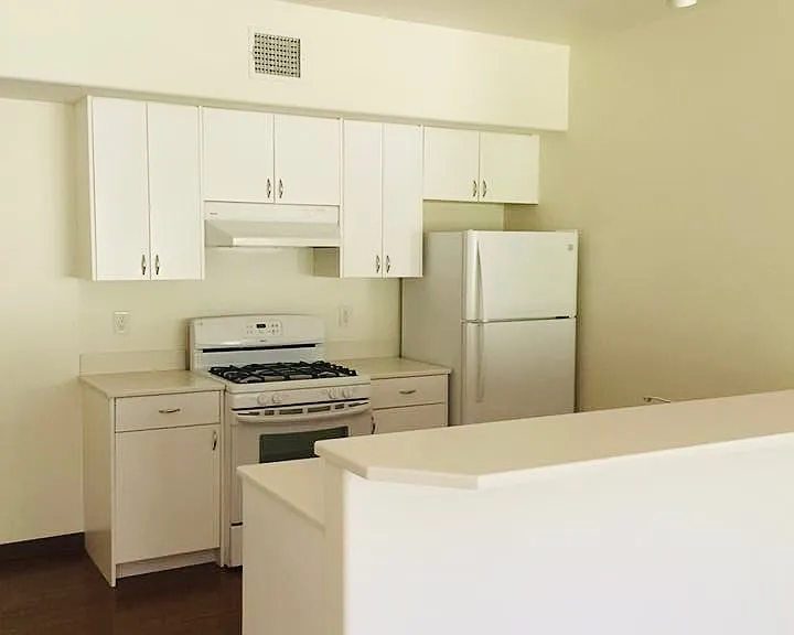 416 Sunset Ave #416 — Photo 5