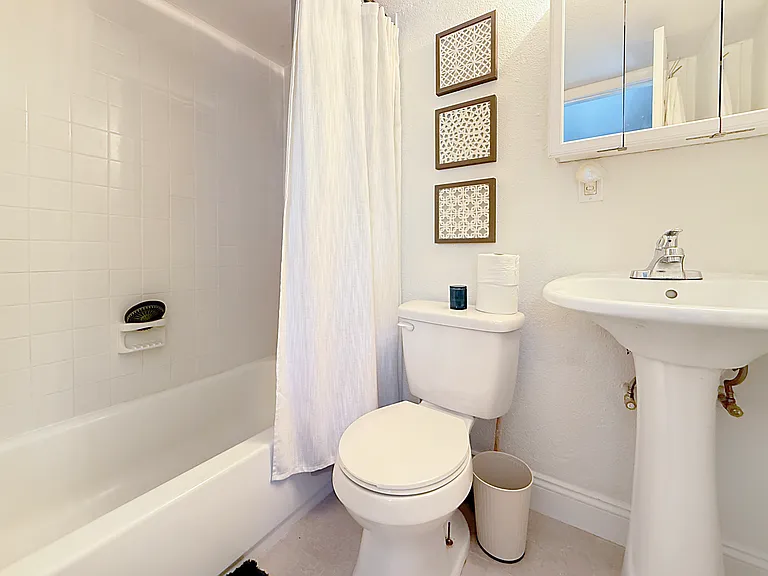 1301 S Howard Ave #B8 — Photo 20