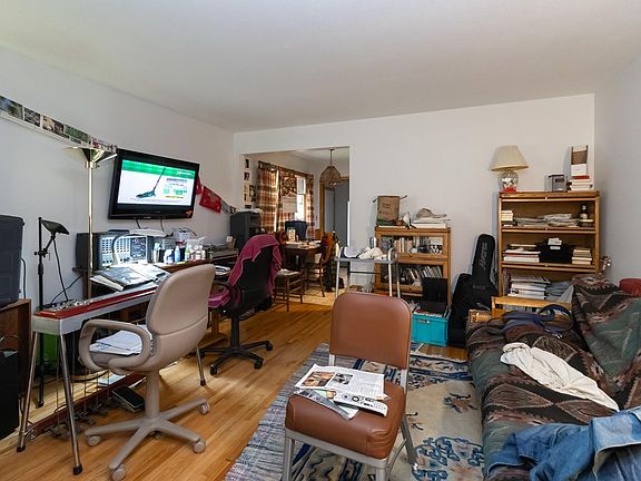 4th image of 2417 Cole Ave SE