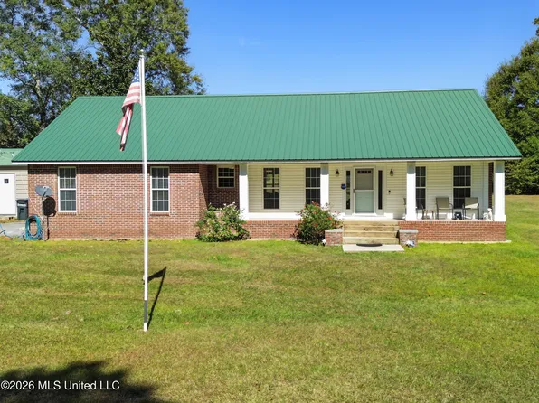 92 Bankston Rd, Perkinston, MS 39573