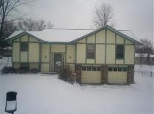 912 NE 112th Ter, Kansas City, MO 64155