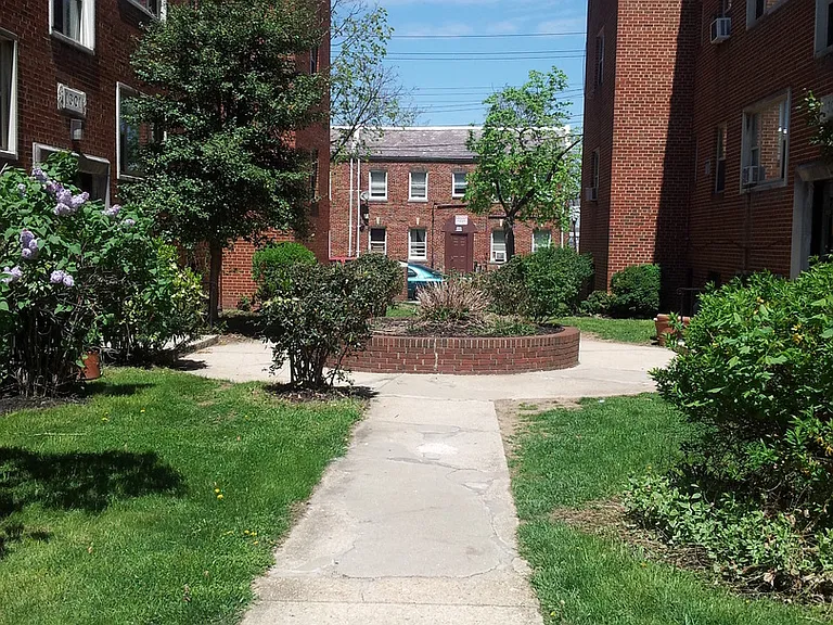 1301 U St SE #1305 — Photo 1