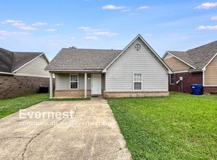 7091 Foxhall Dr, Horn Lake, MS 38637