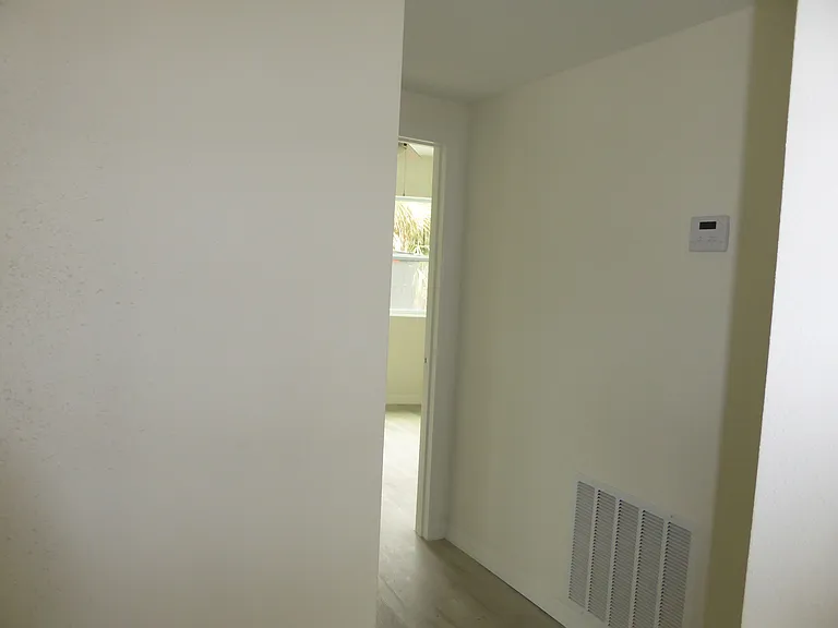 219 S Grandview Ave — Photo 5