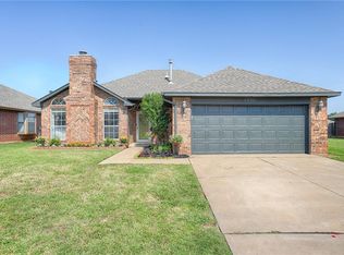 17201 Sunny Hollow Rd, Edmond, OK 73012