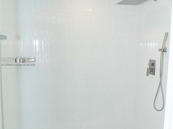 2nd image of 2634 SE 21st Ct #203