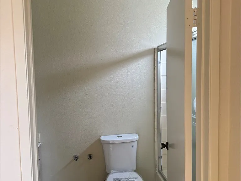 122 Olive St #5 — Photo 4
