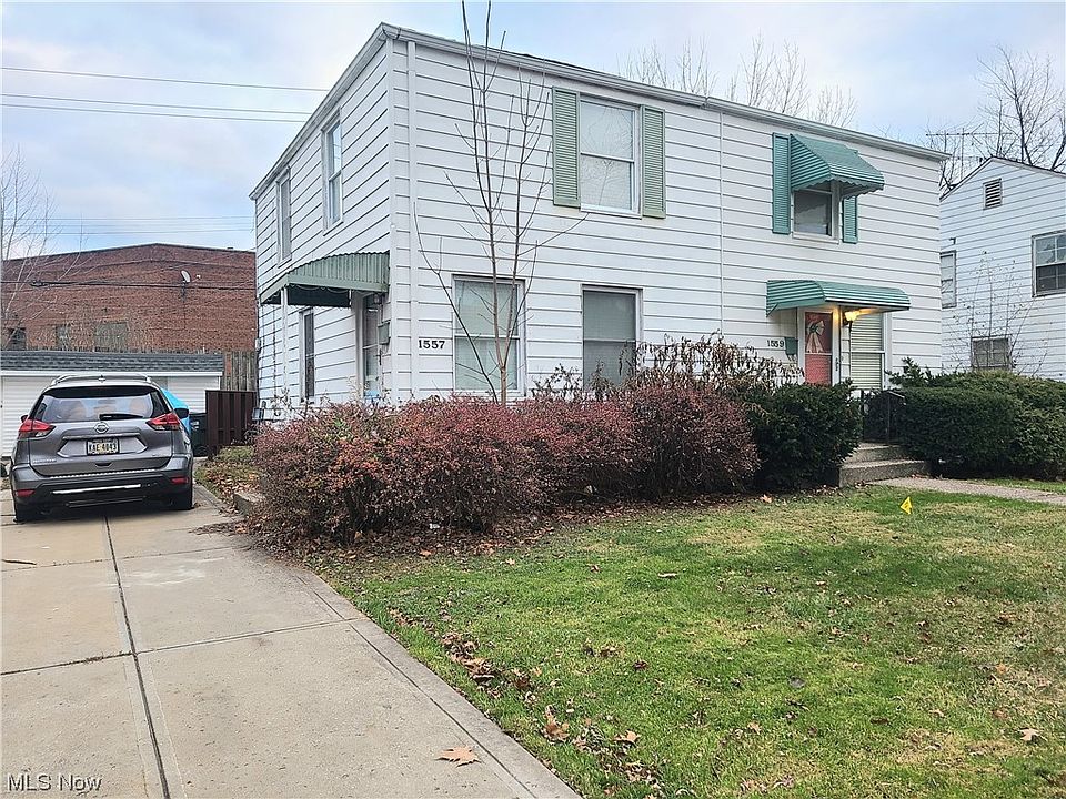 1st image of 1557-1559 E 256th St